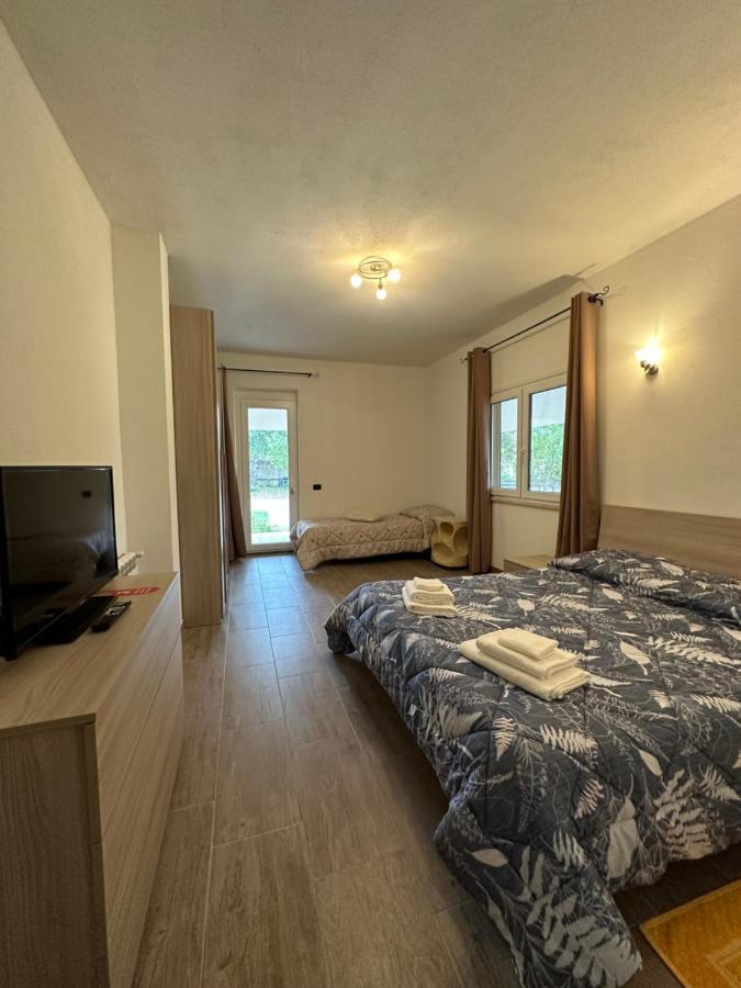 Domo Mia Bed & Breakfast Telti Bagian luar foto